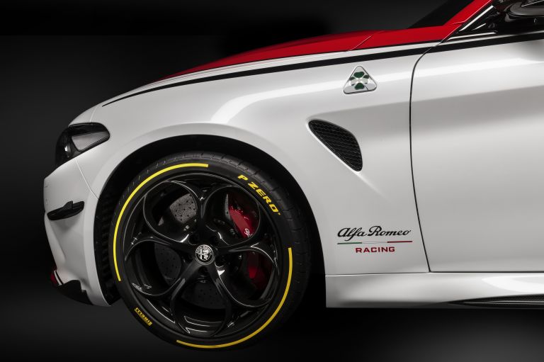 2019 Alfa Romeo Giulia Quadrifoglio Alfa Romeo Racing 539071