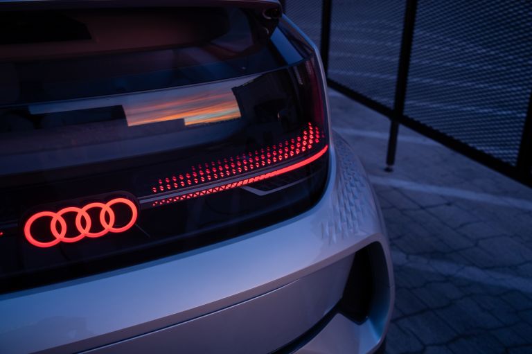 2019 Audi AI:ME concept 573568