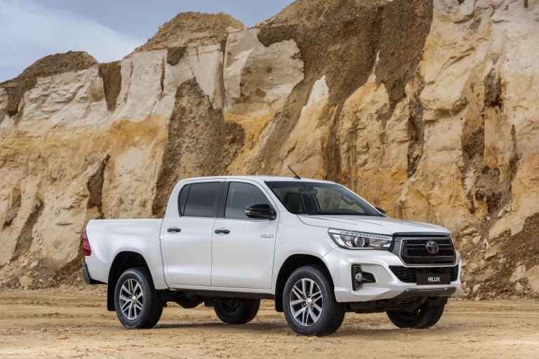 2019 Toyota Hilux special edition 543931