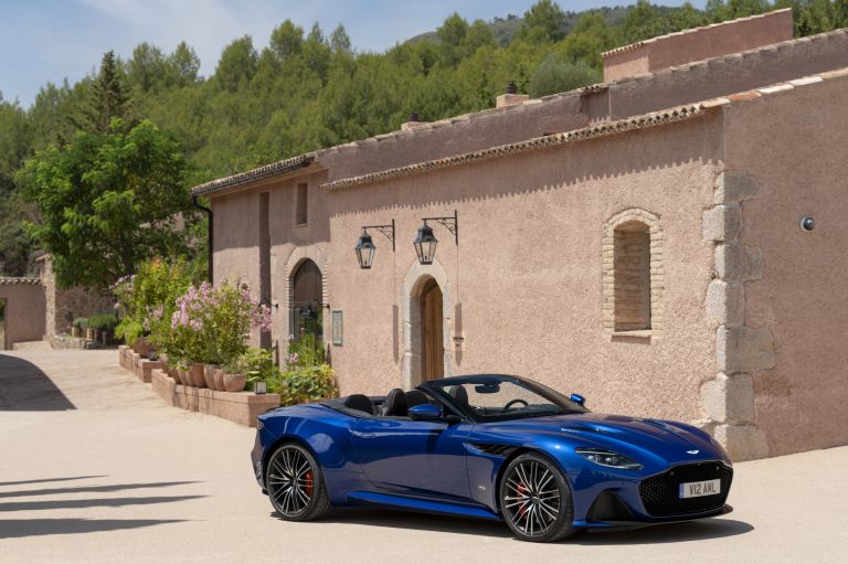 2019 Aston Martin DBS Superleggera Volante 552557