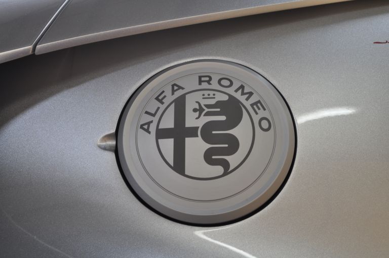 2018 Mole Costruzione Artigianale 001 ( based on Alfa Romeo 4C ) 555653