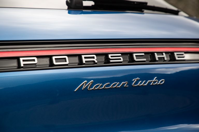 2020 Porsche Macan Turbo 562721