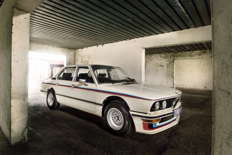 1976 BMW 530 ( E12 ) MLE ( restored in 2019 ) 563986