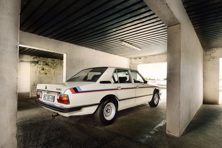 1976 BMW 530 ( E12 ) MLE ( restored in 2019 ) 563989