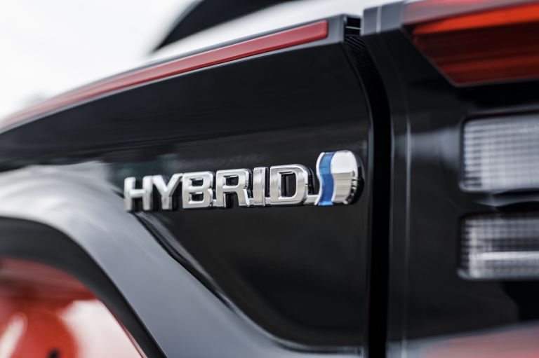 2020 Toyota Yaris hybrid 576972