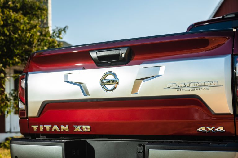 2020 Nissan Titan XD Platinum Reserve 564810