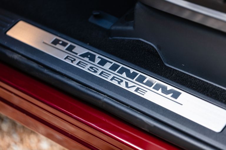 2020 Nissan Titan XD Platinum Reserve 564827
