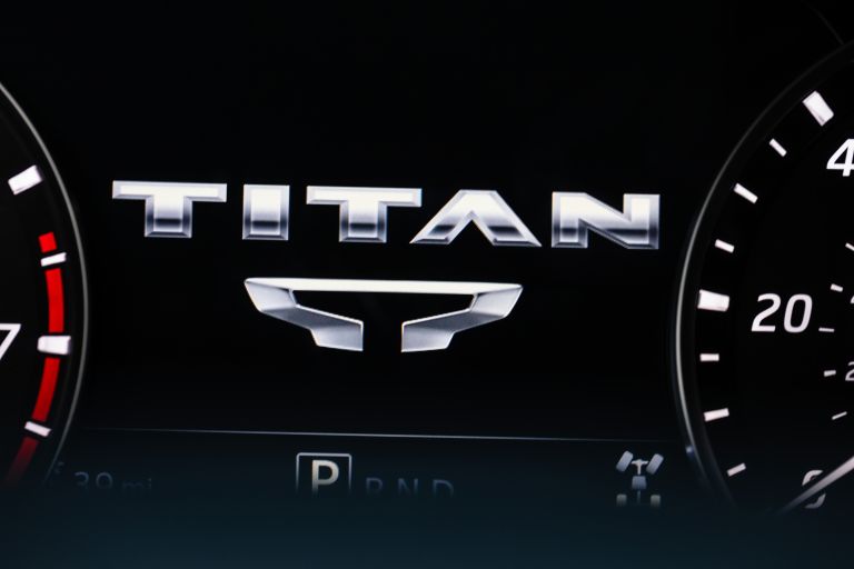 2020 Nissan Titan XD Platinum Reserve 564833