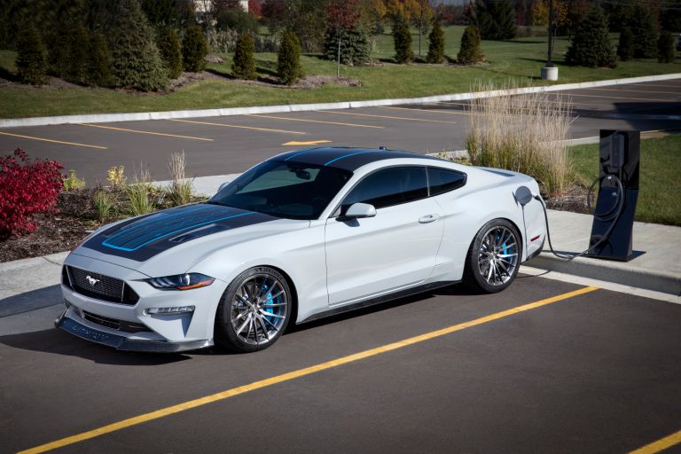 2019 Ford Mustang Lithium concept 566872
