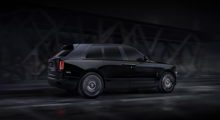 2019 Rolls-Royce Cullinan Black badge 567412