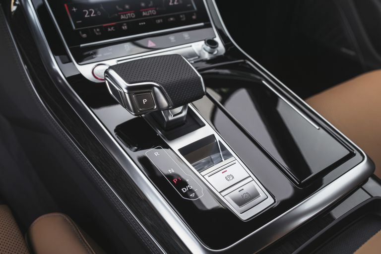 2020 Audi RS Q8 573067