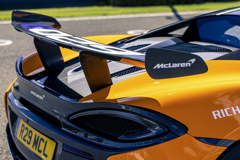 2020 McLaren 620R 596880