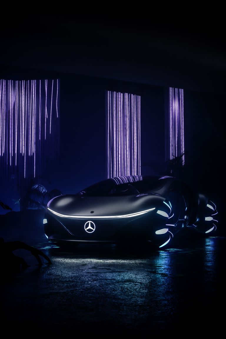 2020 Mercedes-Benz Vision AVTR 573614