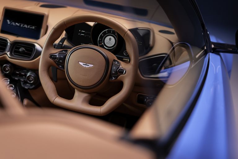 2021 Aston Martin Vantage roadster 577140