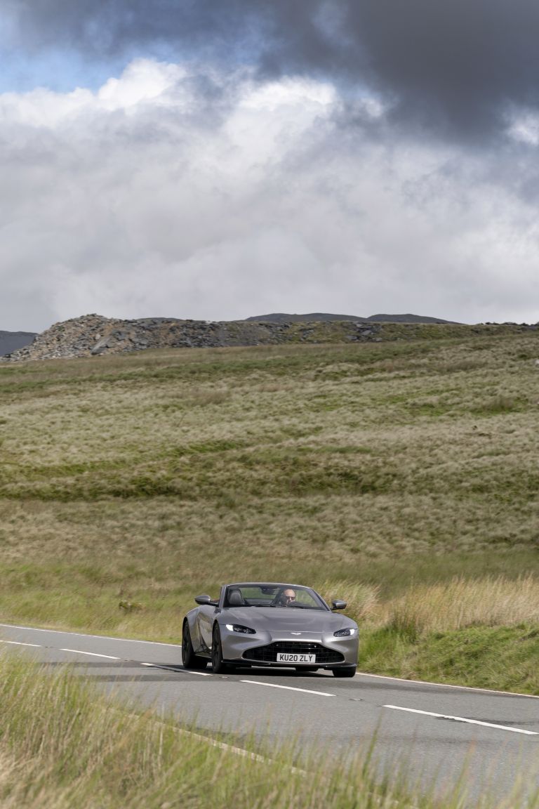 2021 Aston Martin Vantage roadster 606701