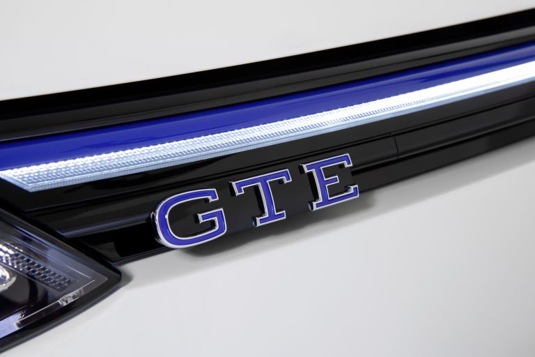 2020 Volkswagen Golf ( VIII ) GTE 578812