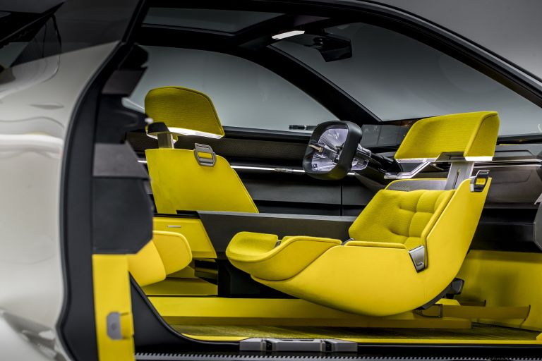 2020 Renault Morphoz concept 579542