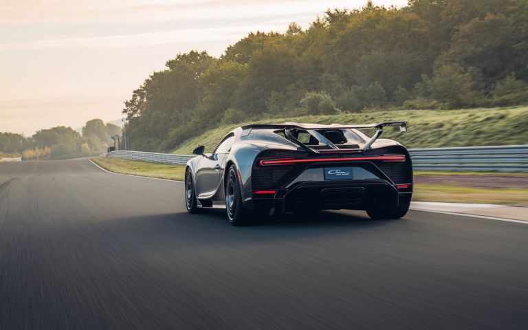 2020 Bugatti Chiron Pur Sport 617184