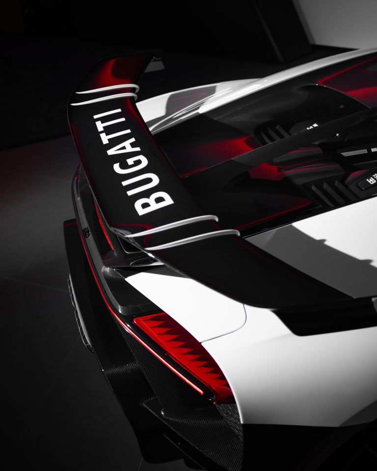 2020 Bugatti Chiron Pur Sport 617226