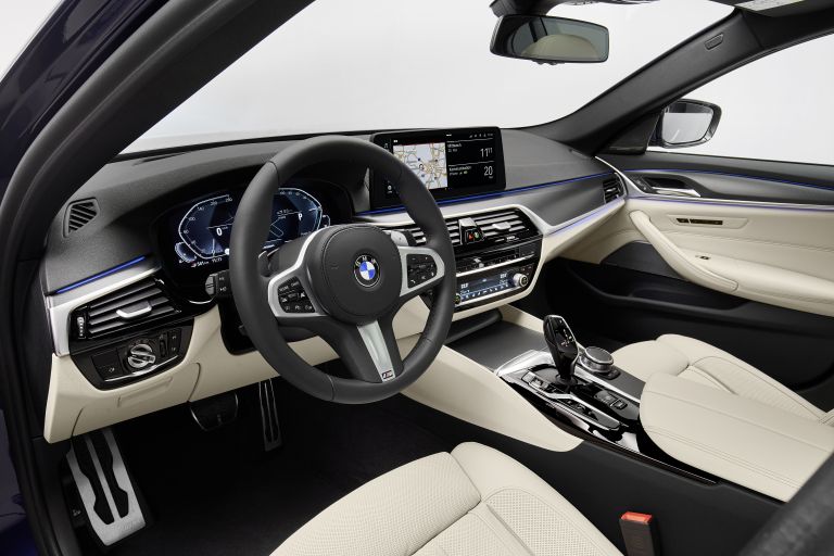 2021 BMW 530e ( G30 ) xDrive 586637