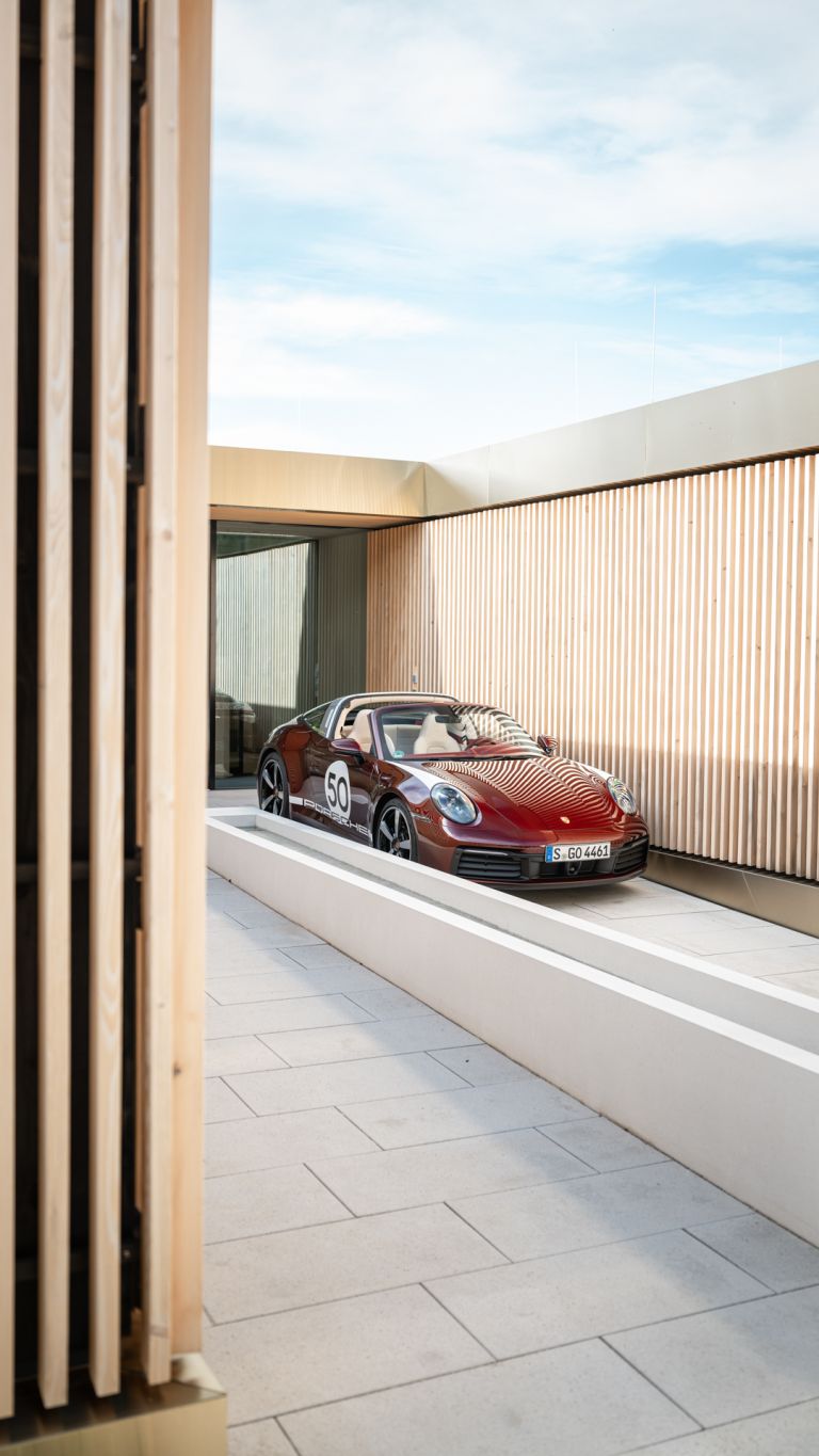 2020 Porsche 911 ( 992 ) Targa 4S Heritage Design Edition  591609