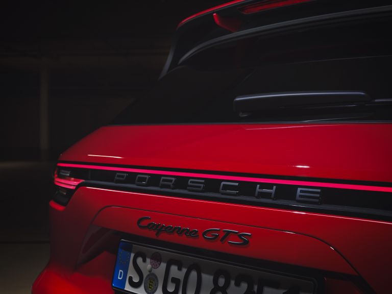 2020 Porsche Cayenne GTS 588081