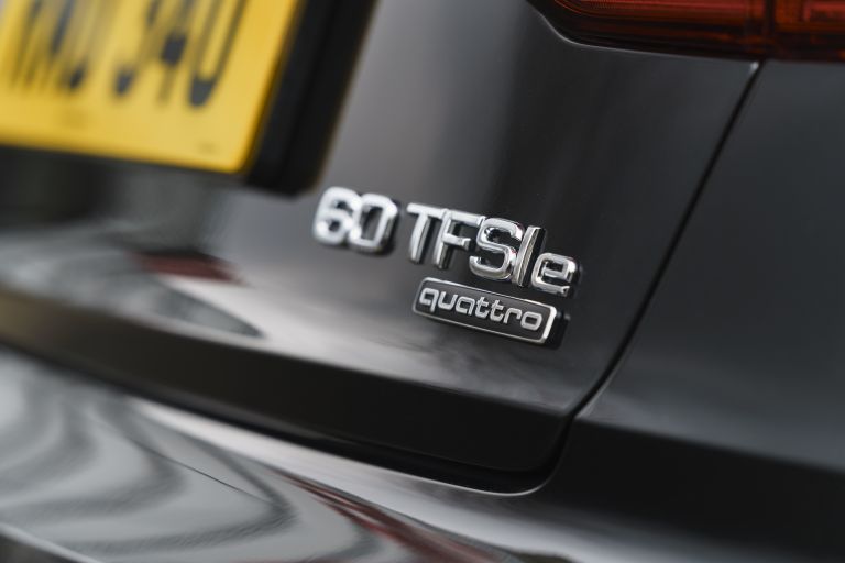 2020 Audi A8 L 60 TFSI e quattro - UK version 590556