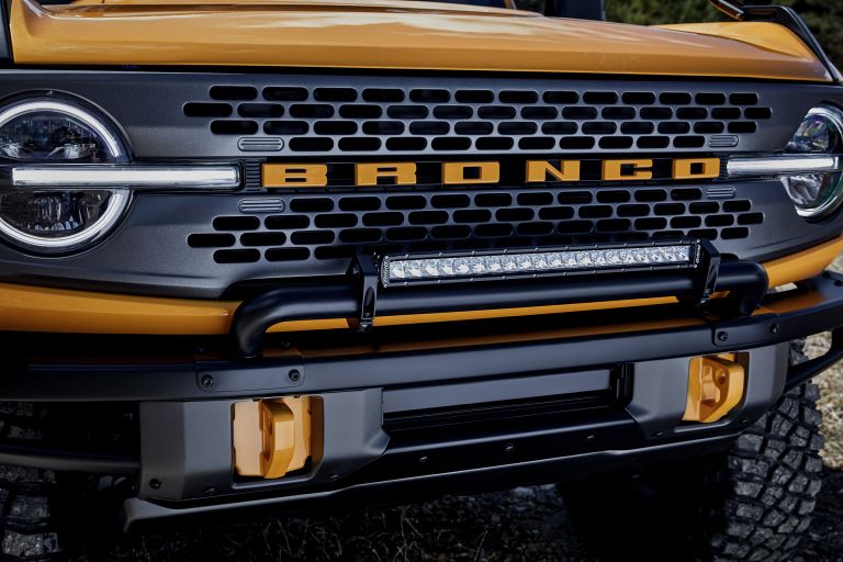 2021 Ford Bronco 2-door 591138