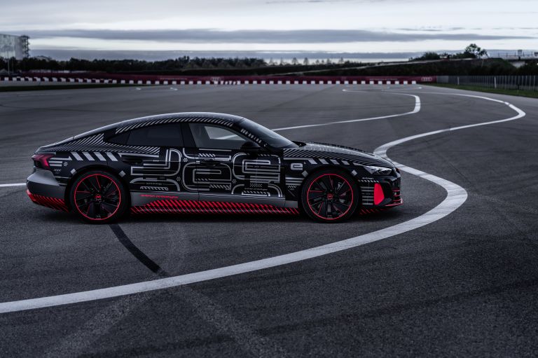 2020 Audi RS e-tron GT prototype 608533