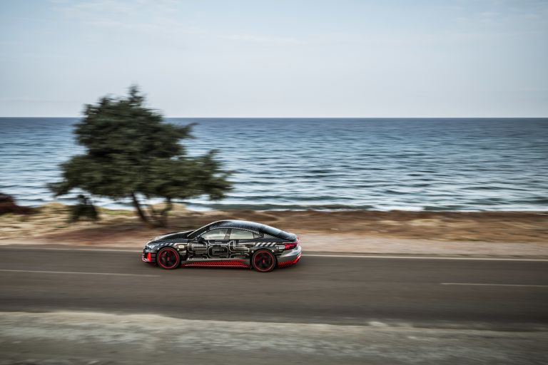 2020 Audi RS e-tron GT prototype 608564