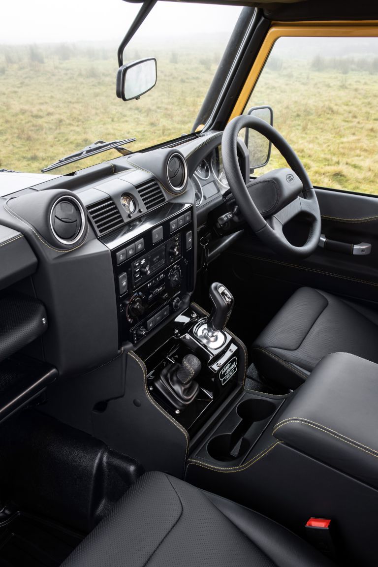2021 Land Rover Defender Works V8 Trophy 621283