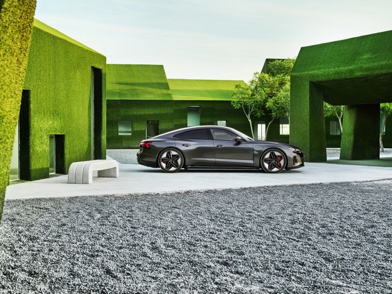 2022 Audi RS e-tron GT 620939