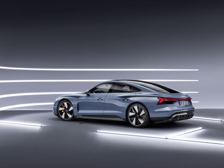 2022 Audi e-tron GT quattro 621180