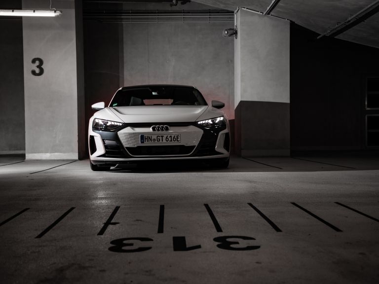 2022 Audi e-tron GT quattro 623116