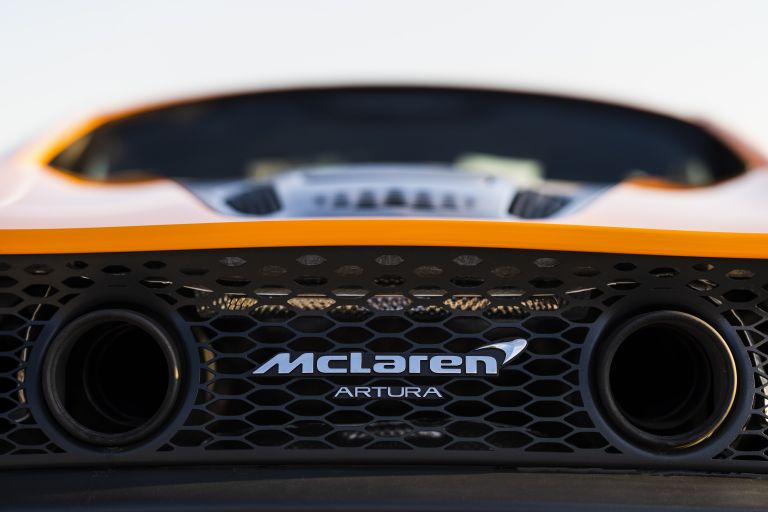 2022 McLaren Artura 749483