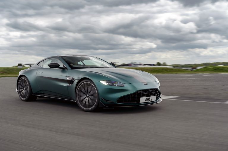 2021 Aston Martin Vantage F1 Edition 636557