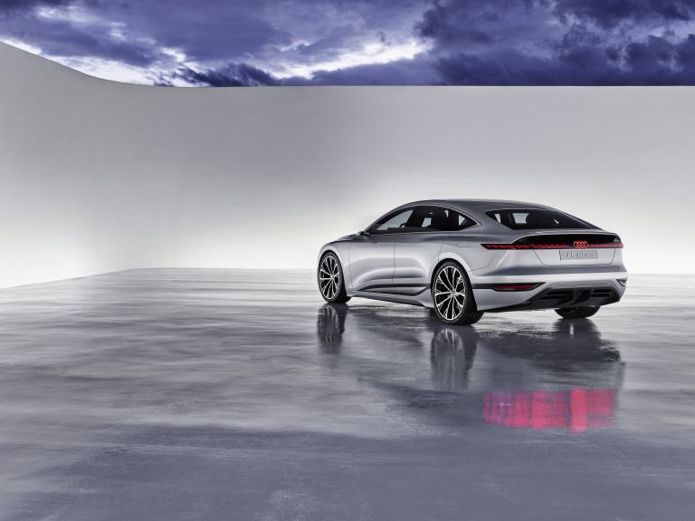 2021 Audi A6 e-tron concept 628867