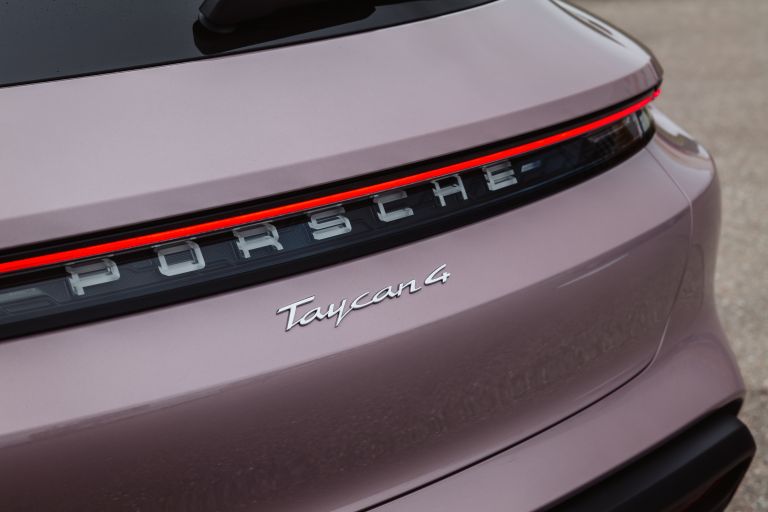 2022 Porsche Taycan 4 Cross Turismo 629182