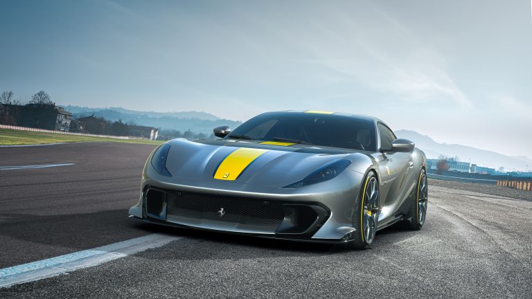 2021 Ferrari 812 Competizione 630634
