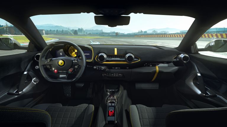 2021 Ferrari 812 Competizione 630641