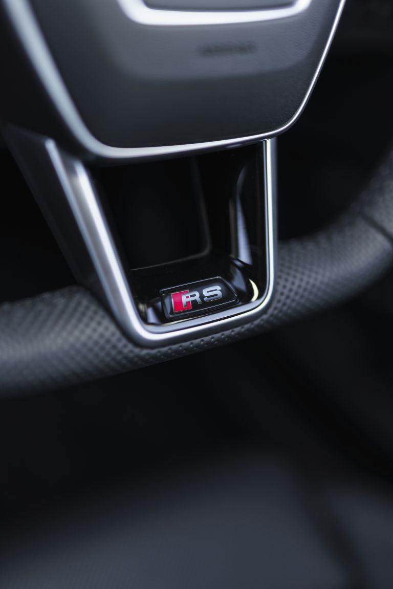 2021 Audi RS e-tron GT - UK version 631947