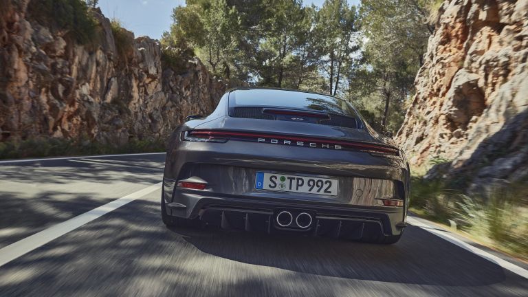 2021 Porsche 911 ( 992 ) GT3 with Touring package 635602