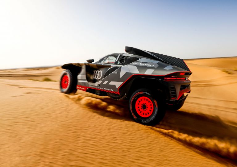 2022 Audi RS Q e-tron Dakar Rally 643748