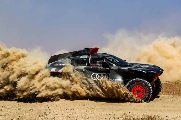 2022 Audi RS Q e-tron Dakar Rally 643763