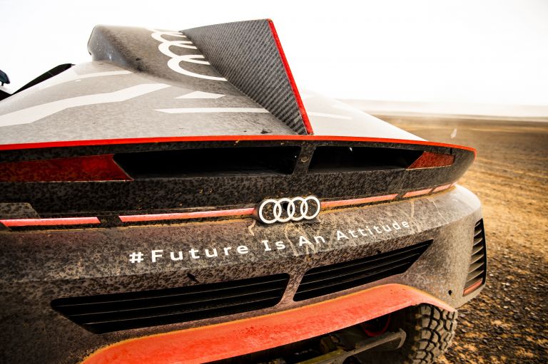2022 Audi RS Q e-tron Dakar Rally 643784