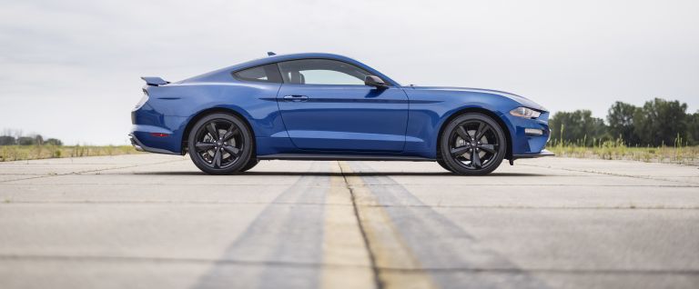 2022 Ford Mustang GT Stealth Edition 646697