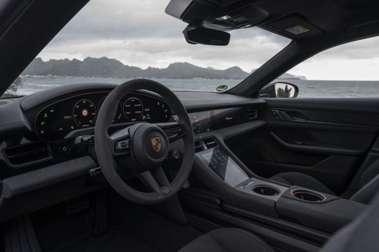 2022 Porsche Taycan GTS Sport Turismo 652866