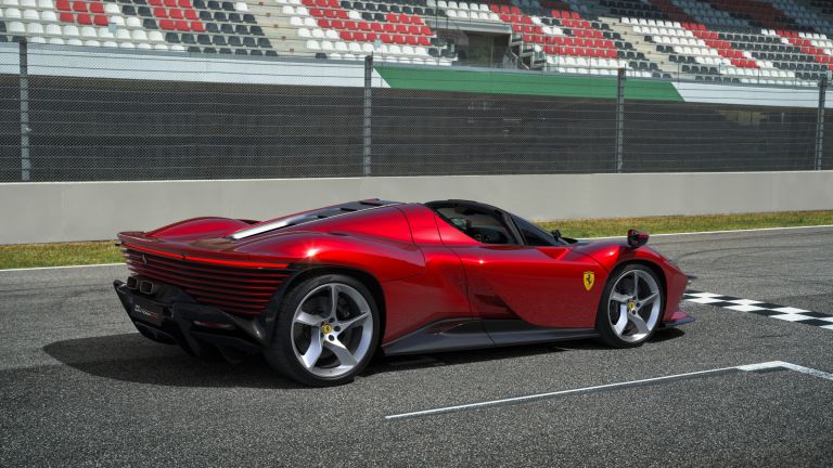 2022 Ferrari Daytona SP3 652175