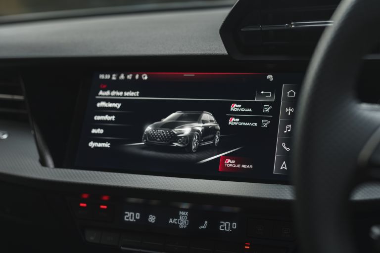 2022 Audi RS3 sedan Launch Edition - UK version 652497