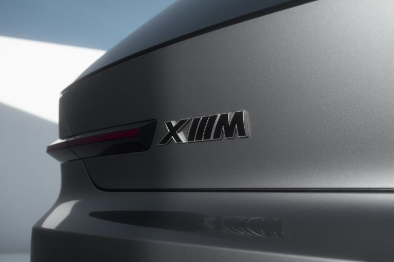 2021 BMW XM concept 653750